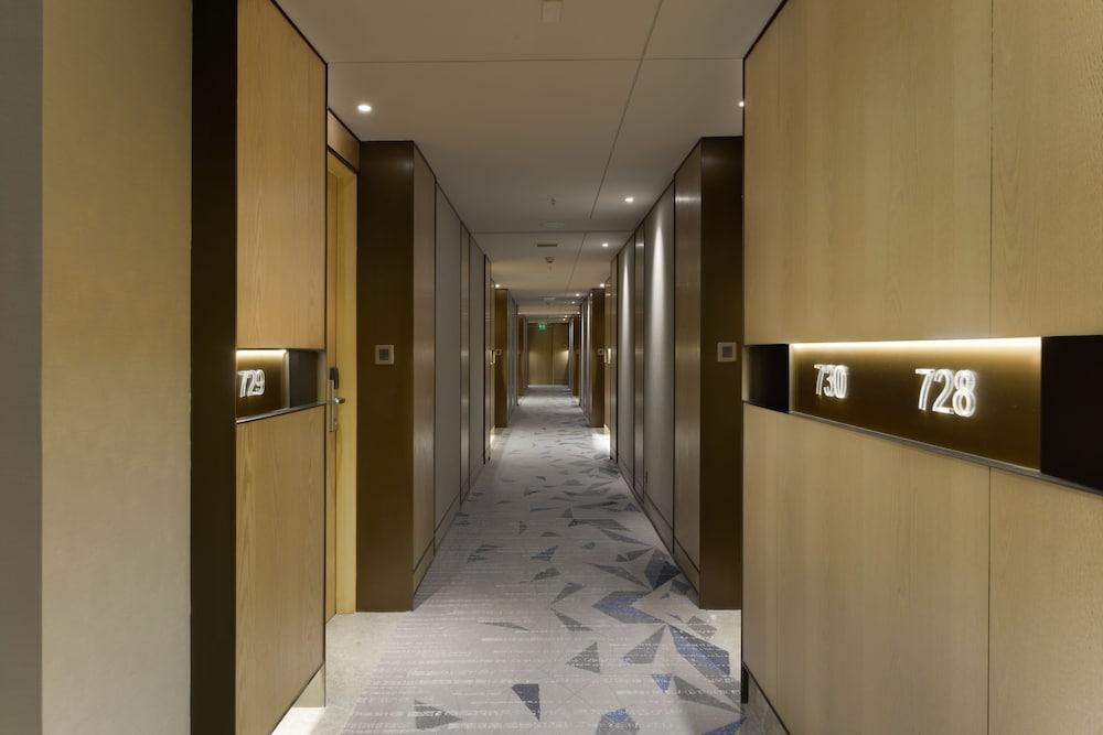 Surat Marriott Hotel Εξωτερικό φωτογραφία
